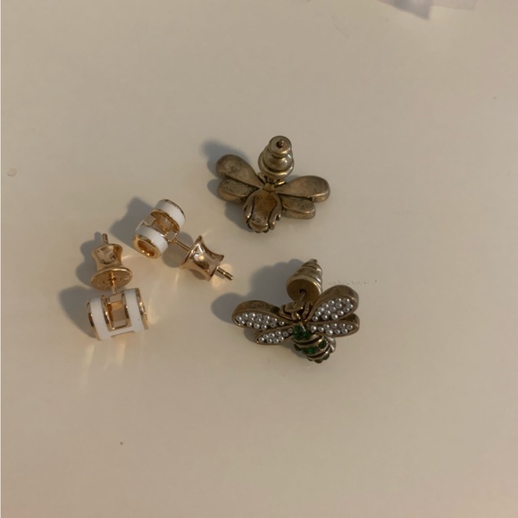 classic earrings - Picture 2 of 2